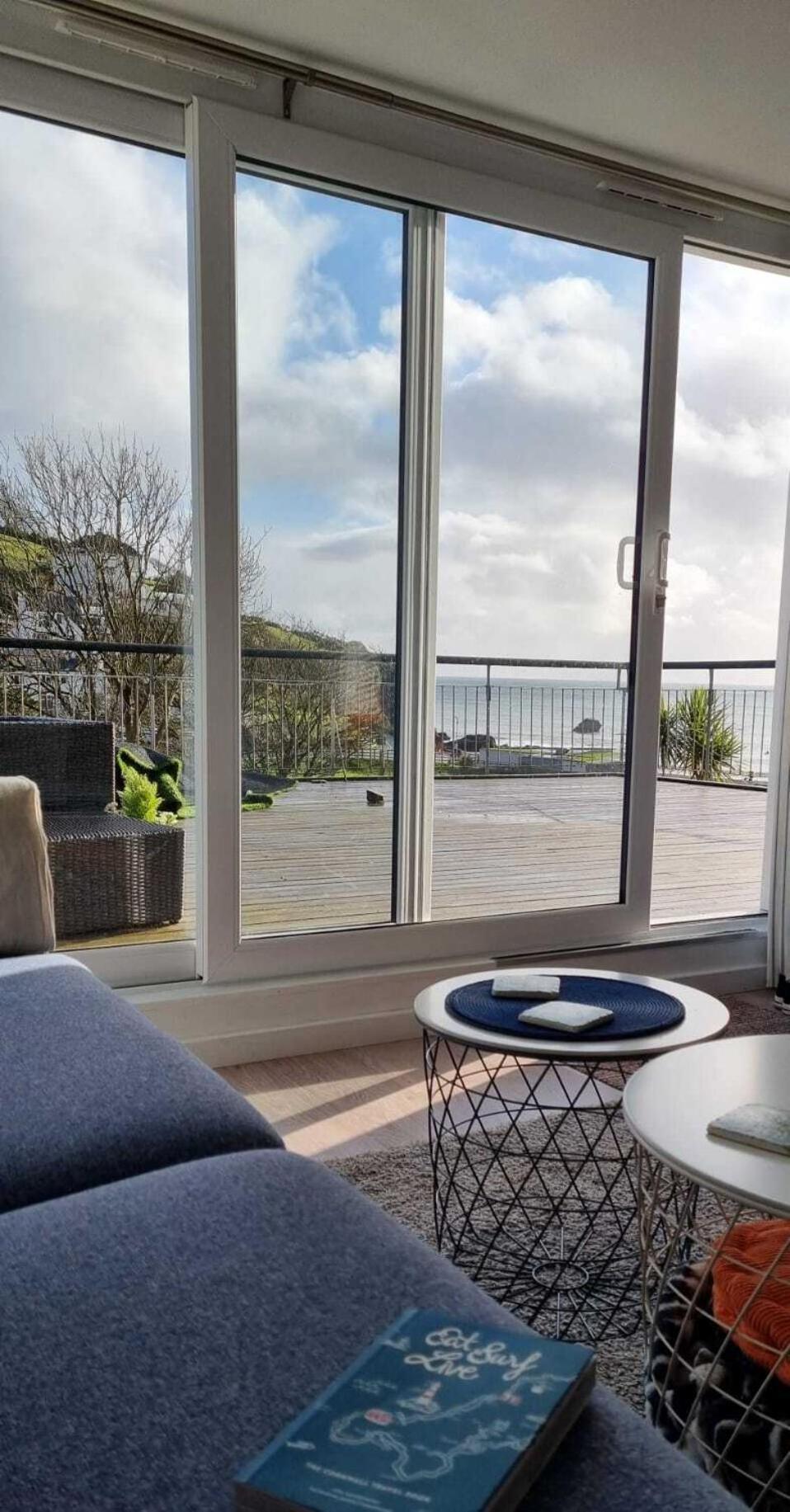 May View - Luxury Sea View Apartment - Millendreath, Looe Eksteriør bilde